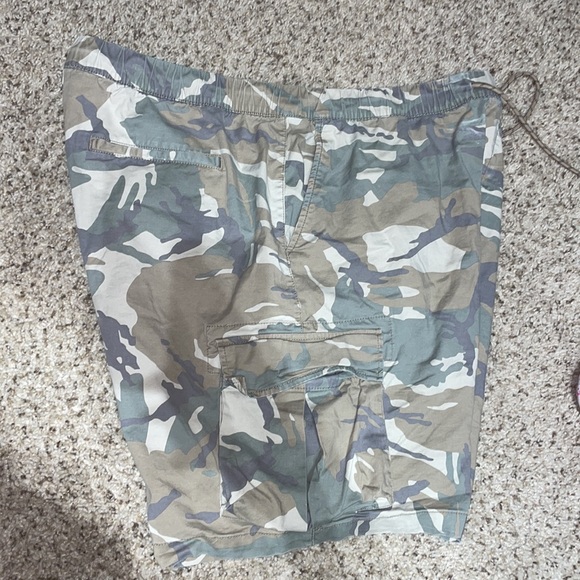 Old Navy Shorts Mens Old Navy Camo Cargo Drawstring Shorts Worn